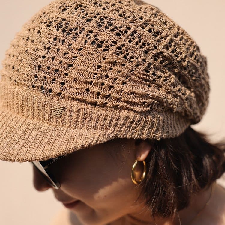 キャスケット　透かし編み模様のゆったりニットキャスケット