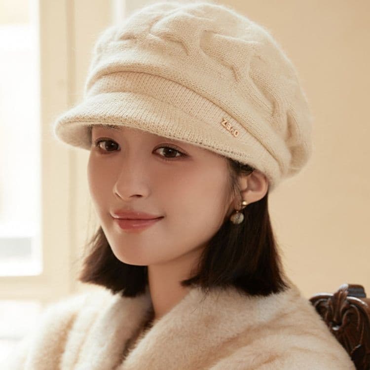 キャスケット　ふんわり暖かニットキャスケット帽