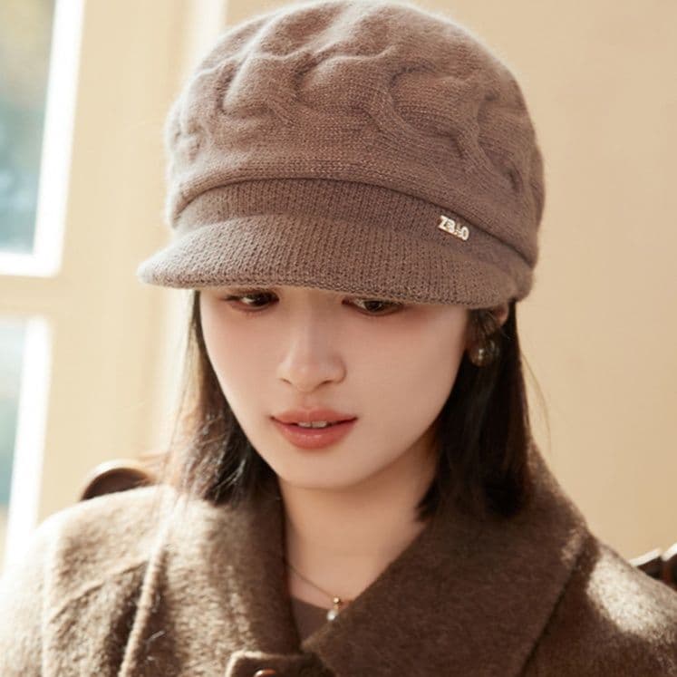 キャスケット　ふんわり暖かニットキャスケット帽