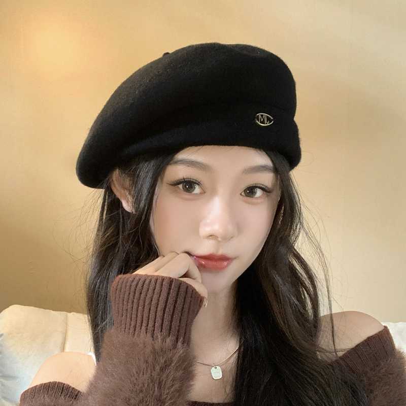 ウール素材の上品キャスケット