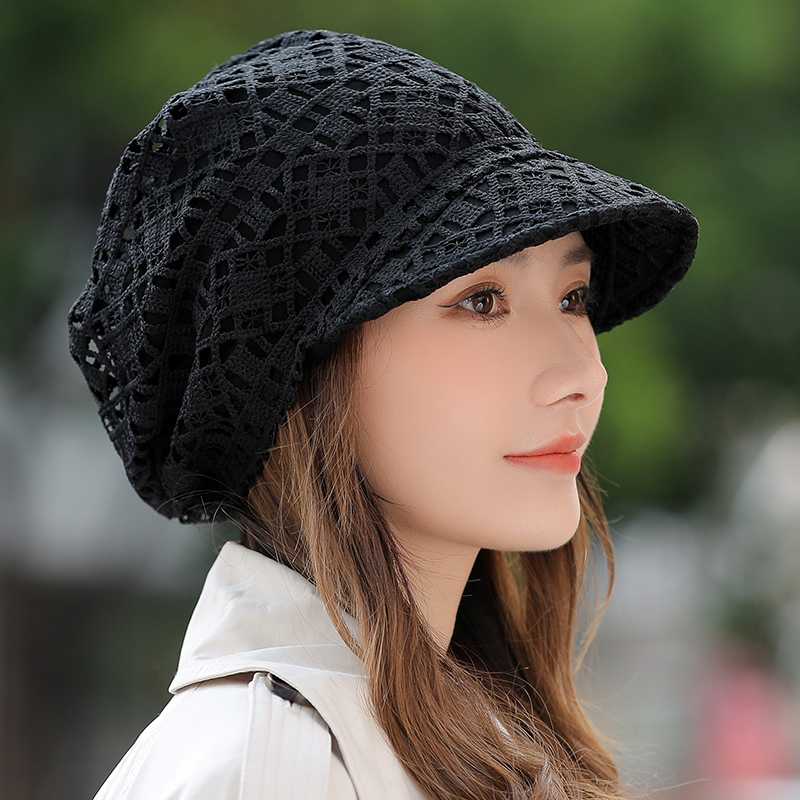 キャスケット 透かし編み模様のつば付きニット帽