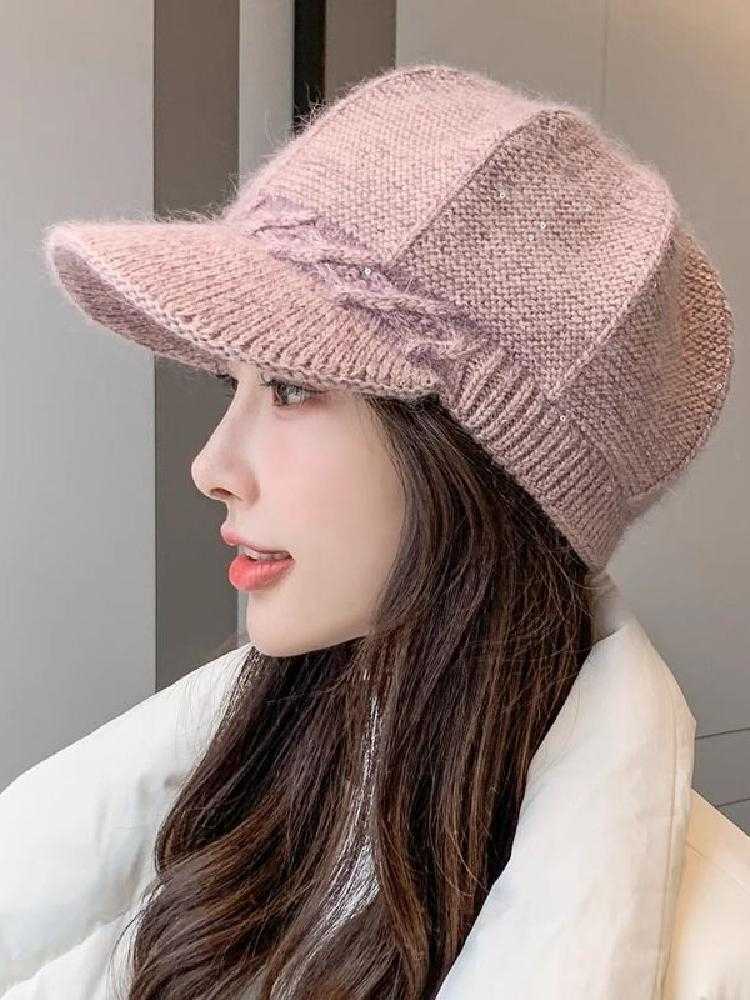 キャスケット ふんわり質感のつば付きウールニット帽