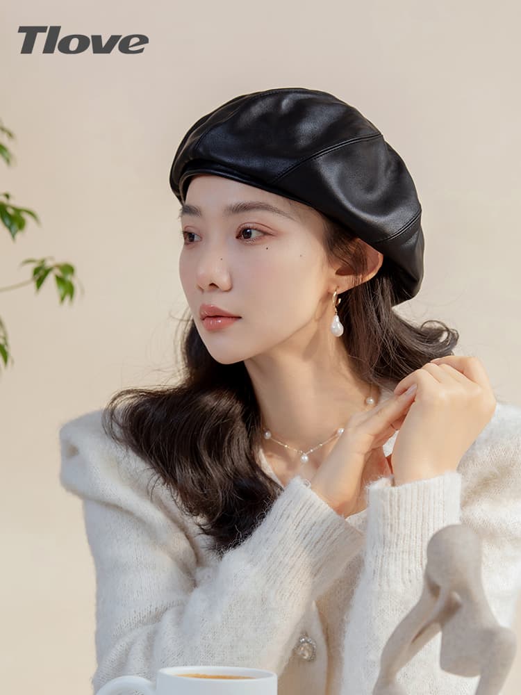 上質なめらかレザーキャスケット