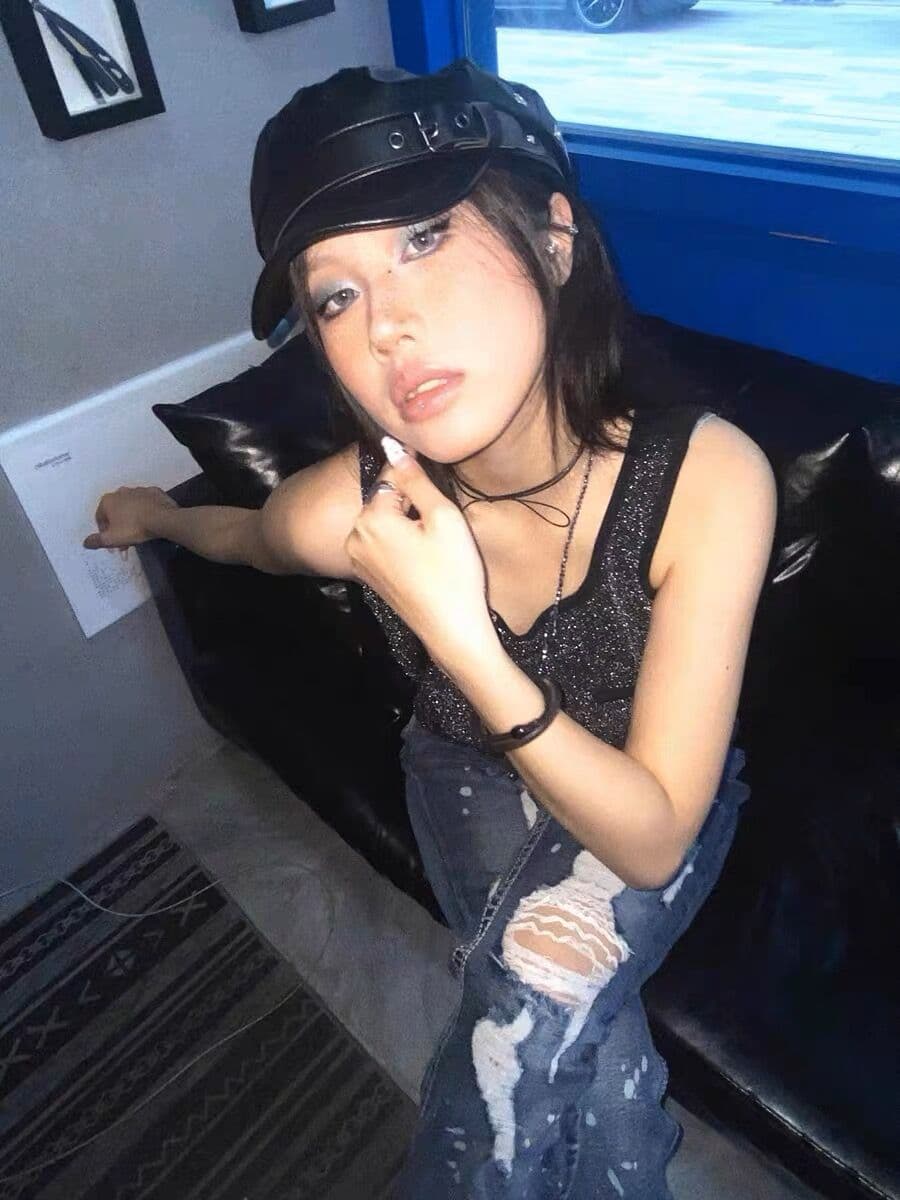 スタッズベルトキャスケット