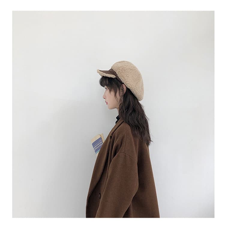 もこもこボア素材キャスケット レディース防寒帽子　ウール