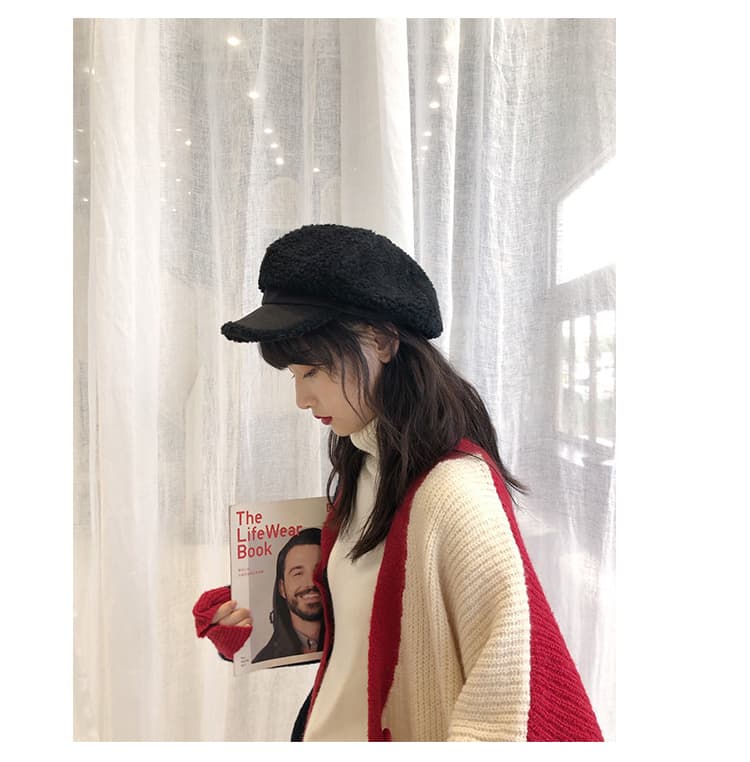 もこもこボア素材キャスケット レディース防寒帽子　ウール