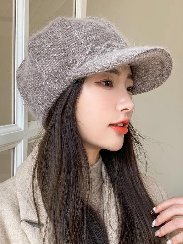 キャスケット ふんわり質感のつば付きウールニット帽