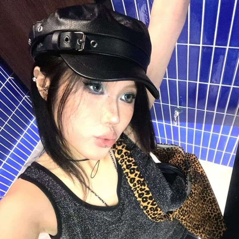 スタッズベルトキャスケット