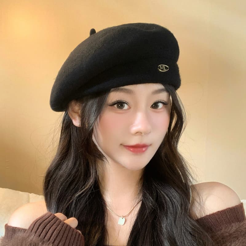 ウール素材の上品キャスケット