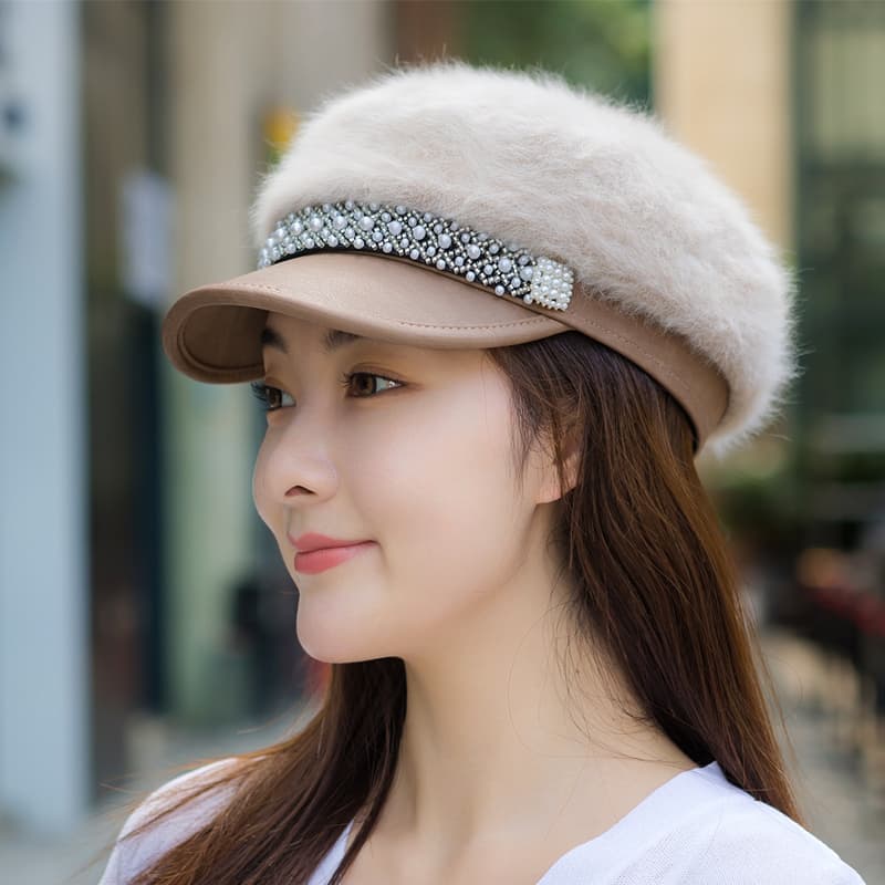 シャイニーパール付きファー付きキャスケット