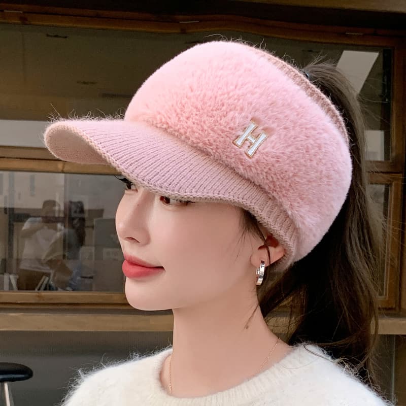 もこもこニットキャスケット