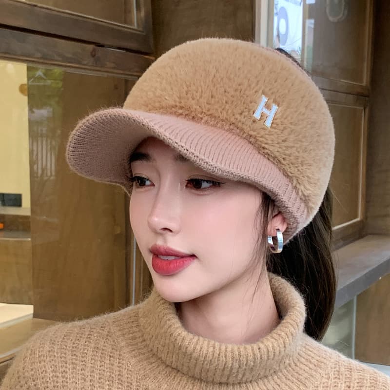 もこもこニットキャスケット