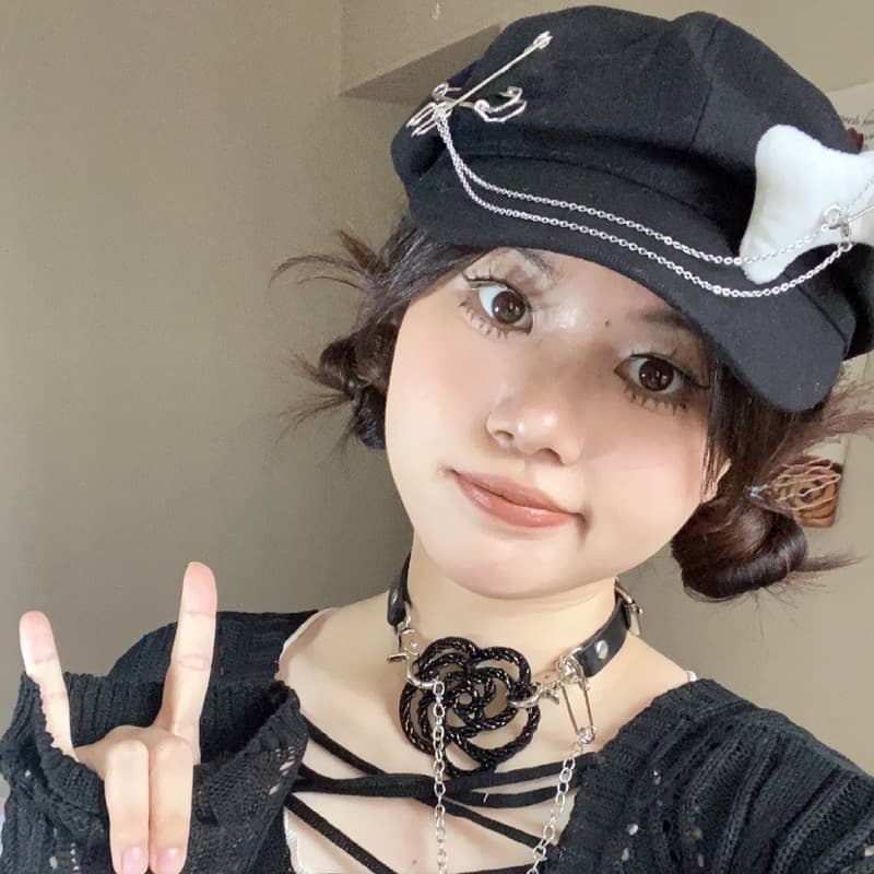 デザイン飾り付きツイードキャスケット 小顔効果帽子