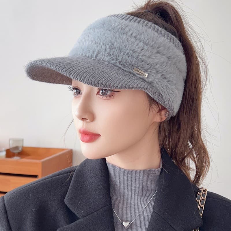 もこもこニットキャスケット帽